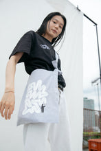Load image into Gallery viewer, Doodle Shoulder Bag